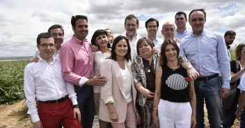 Foto de familia UPN-PP con el presidente Rajoy