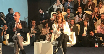 La presidenta Ana Beltrán, durante su participación en la Mesa 'Diálogos Populares'