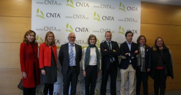 Beltrán, Zalba, Tejerina y otros cargos del PPN posan junto a los principales representantes del CNTA