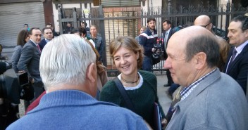 Tejerina saluda al alcalde de Funes, Isidro Velasco y al de Cabanillas, Justino Mateo
