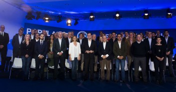 Foto de familia de los candidatos del PP al Congreso de los Diputados