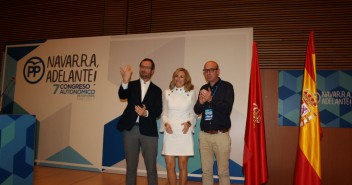 El vicesecretario de Acción Sectorial del PP, Javier Maroto; la presidenta del PPN, Ana Beltrán y el nuevo secretario general, José Suárez