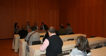 Afiliados y simpatizantes del PPN, durante el debate de la ponencia educativa y social