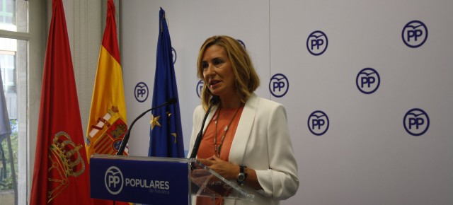 La portavoz parlamentaria, Ana Beltrán, en rueda de prensa