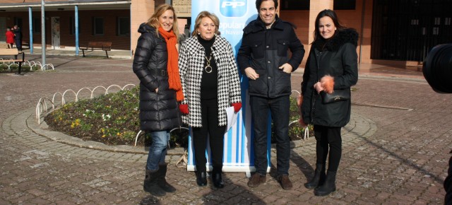 Ana Beltrán, Reyes Pérez Oscoz, Pablo Zalba y Cristina Sanz