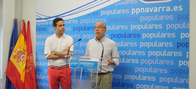 Pablo Zalba y José Cruz Pérez Lapazarán, en rueda de prensa