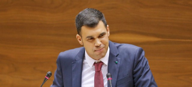 El portavoz de Educación del PPN en el Parlamento foral, Javier García