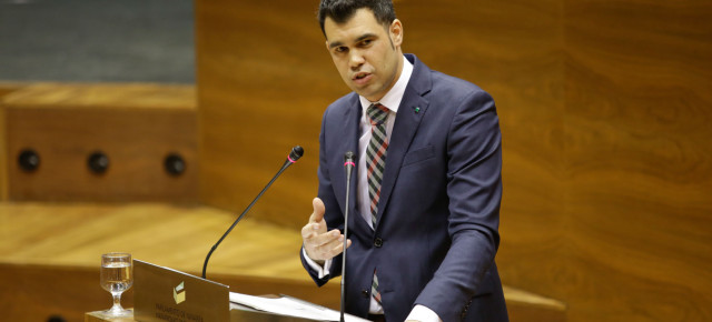 El portavoz del PPN de Salud en el Parlamento foral, Javier García