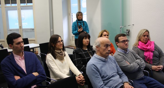 Algunos miembros del comité, durante la rueda de prensa, en la sede del PPN