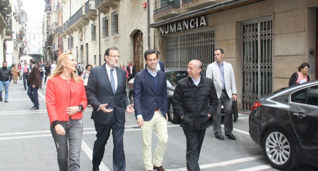 Ana Beltrán, Mariano Rajoy, Pablo Zalba y el diputado del PPN, José Cruz Pérez Lapazarán