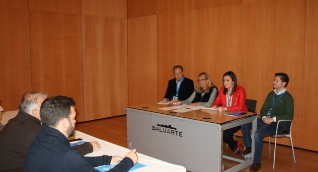 Afiliados y simpatizantes del PPN, durante el debate de la ponencia política