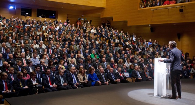 El recinto del Museo Universidad de Navarra, al completo, contó con la presencia del Partido Popular de Navarra