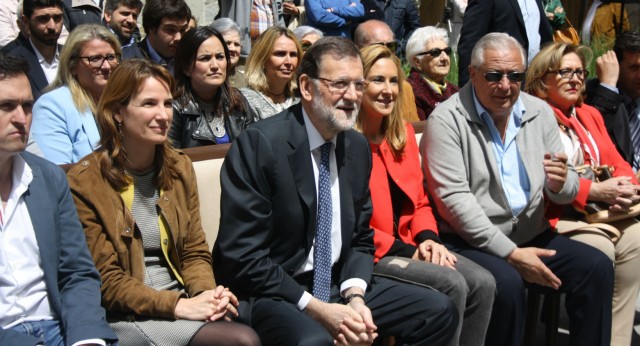 Rajoy escucha el discurso de Pablo Zalba